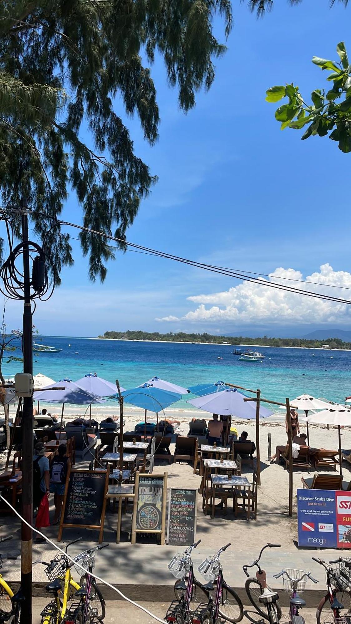 Blu D'Amare Hotel Gili Trawangan Bagian luar foto